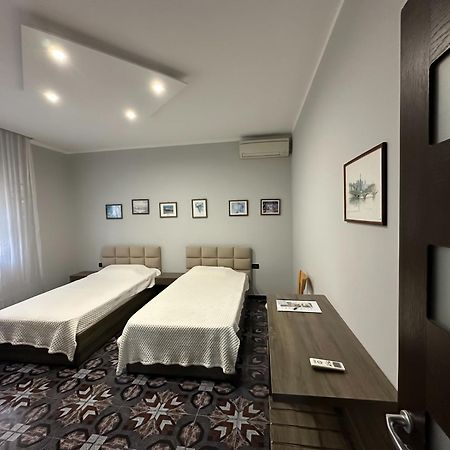 Royal Aparthotel Vlorë Exterior foto