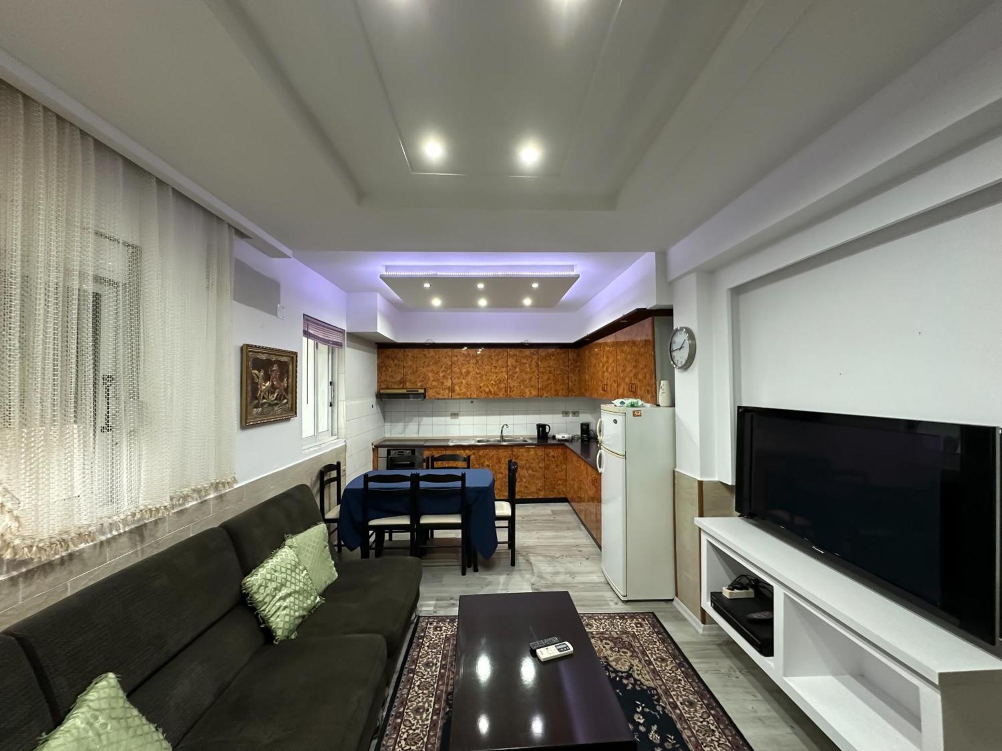 Royal Aparthotel Vlorë Exterior foto