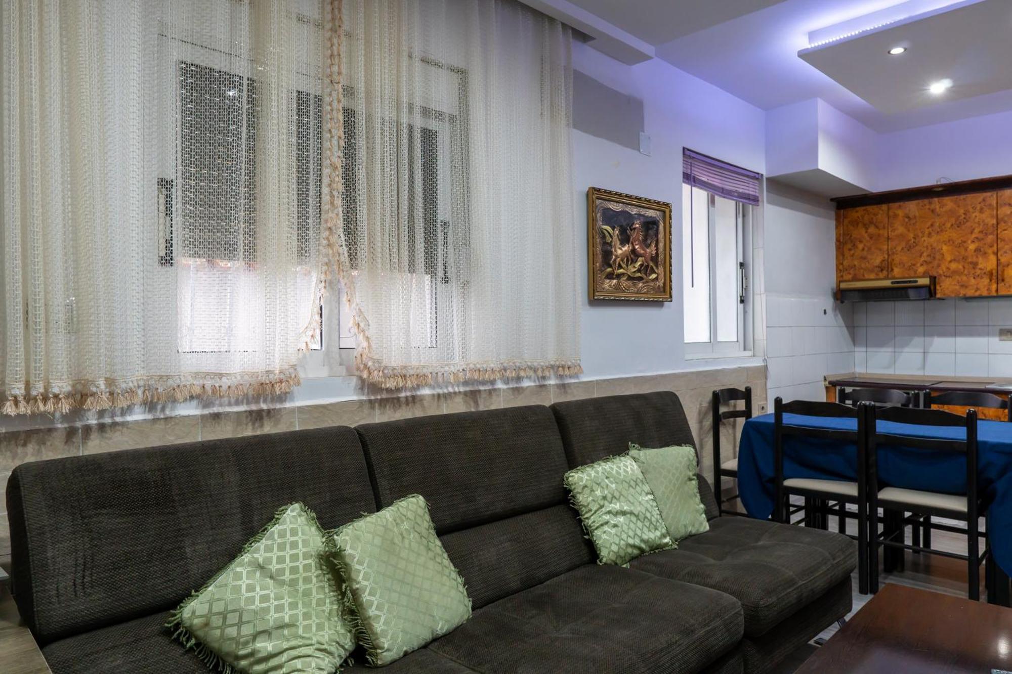 Royal Aparthotel Vlorë Exterior foto